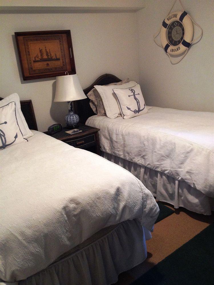The Stone Hedge Bed And Breakfast Richmond Exteriér fotografie