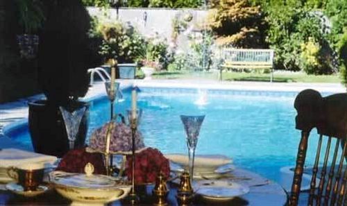 The Stone Hedge Bed And Breakfast Richmond Exteriér fotografie