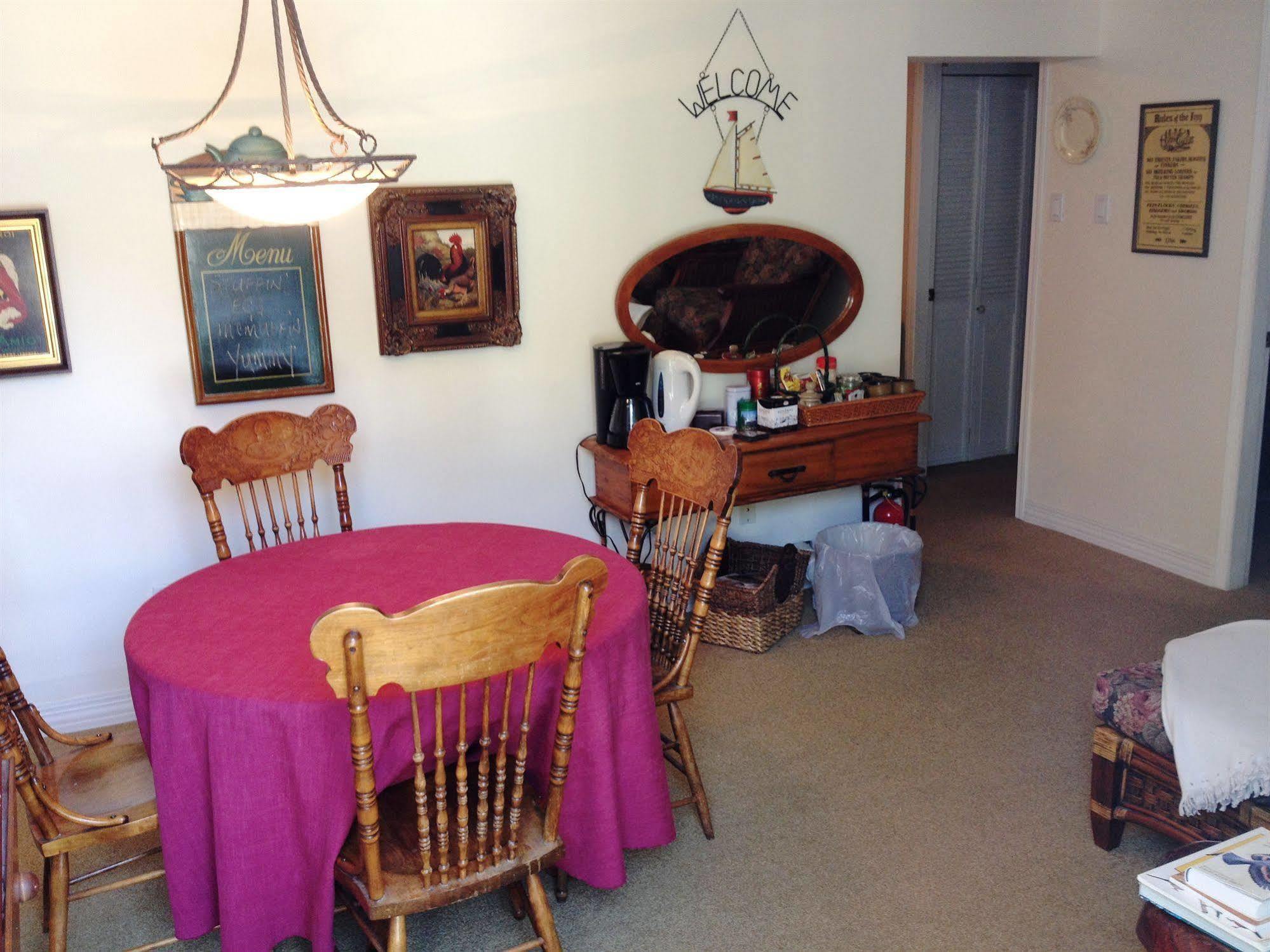 The Stone Hedge Bed And Breakfast Richmond Exteriér fotografie