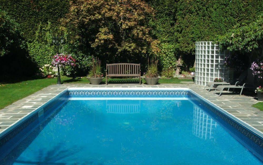 The Stone Hedge Bed And Breakfast Richmond Exteriér fotografie